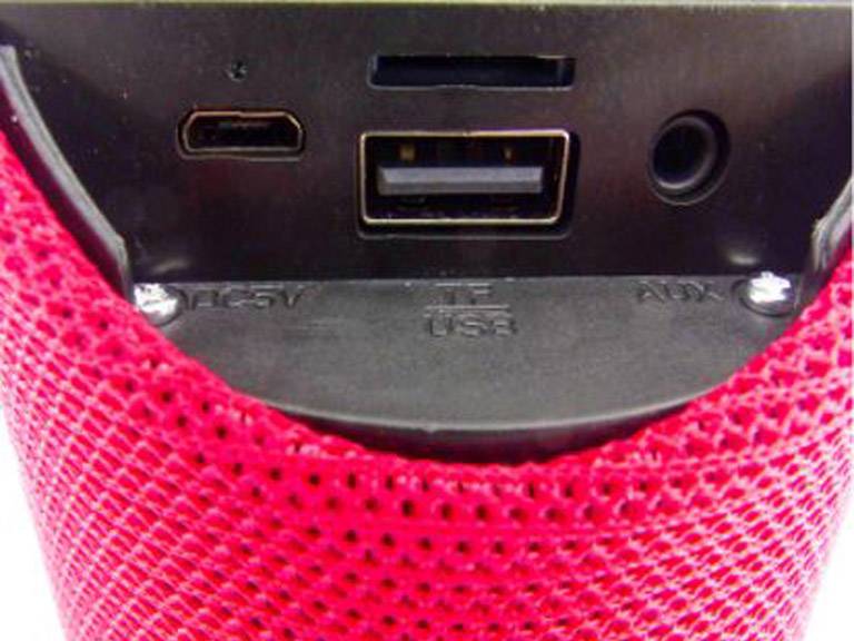 Parlante Altavoz Bluetooth Rojo con USB Importclick