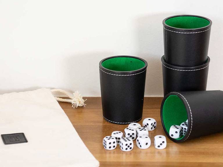 Juego De 4 Cachos Eco Cuero Negro